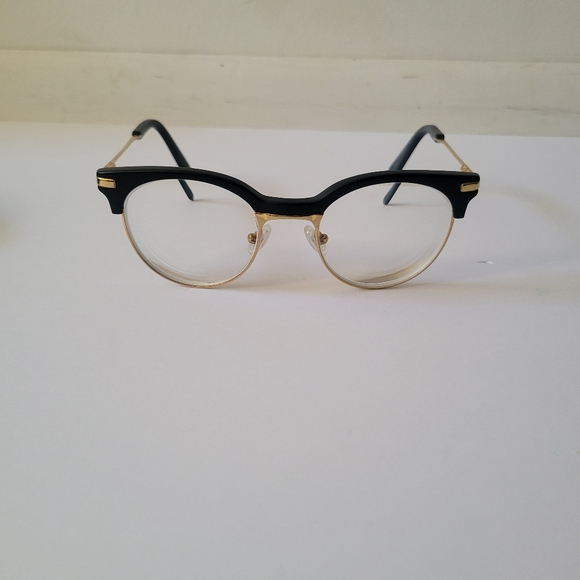Kio Yamato Prescription Glasses - Picture 2 of 3